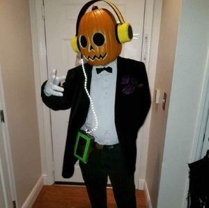 Meet your Posher, Scott